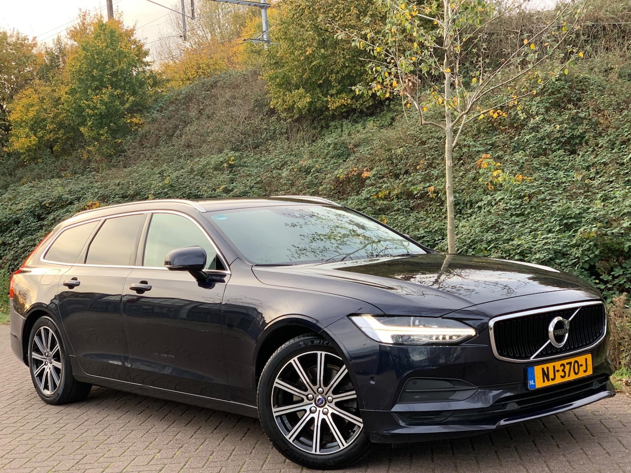 Volvo V90 - 2.0 D3 Momentum AUT FULL OPTION / INC - AutoWereld.nl