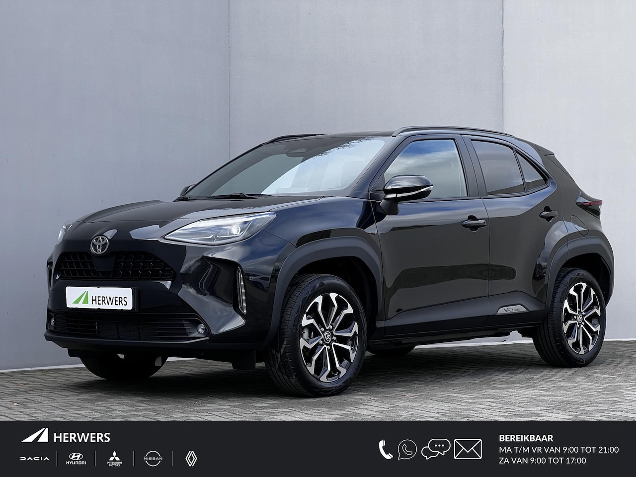 Toyota Yaris Cross - 1.5 Hybrid 115 Dynamic / tot 10 jaar garantie / Camera / Voorruit-, stuurwiel- en stoelver - AutoWereld.nl