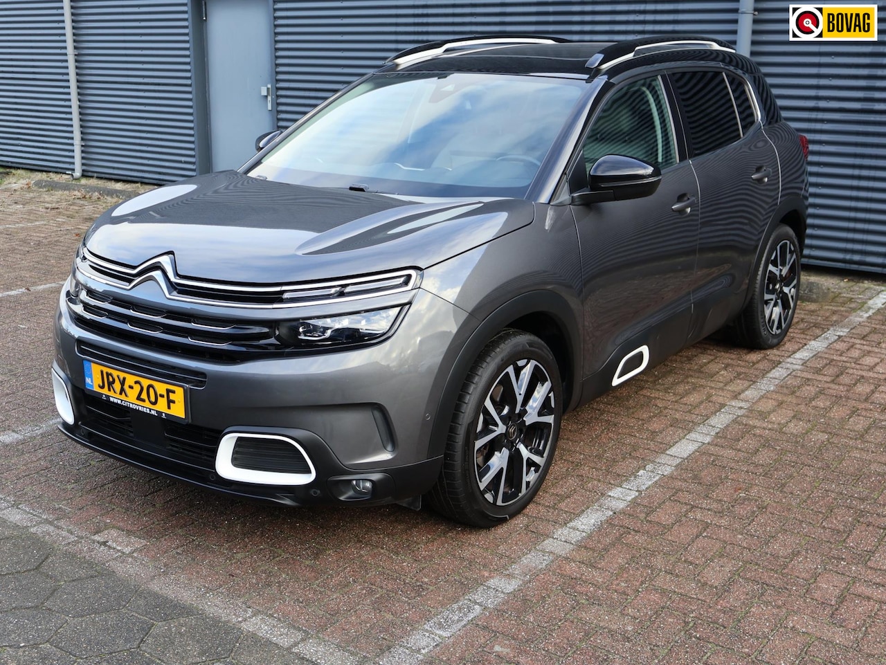 Citroën C5 Aircross - 1.2 PT Shine Pano Dealer Keyless Leder Navi Camera Cruise Apple Carplay PDC Garantie - AutoWereld.nl
