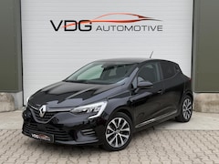 Renault Clio - 1.6 E-Tech Hybrid 140 Business Zen Airco / Camera achter / Carplay / Sensoren voor / 16" L