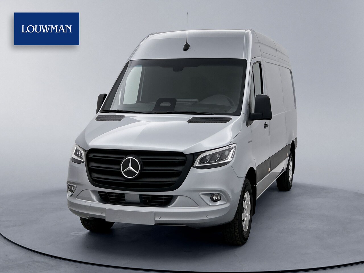 Mercedes-Benz eSprinter - 320 L2H2 SELECT RWD 81kWh | DC Laden 115KW | Full options | - AutoWereld.nl