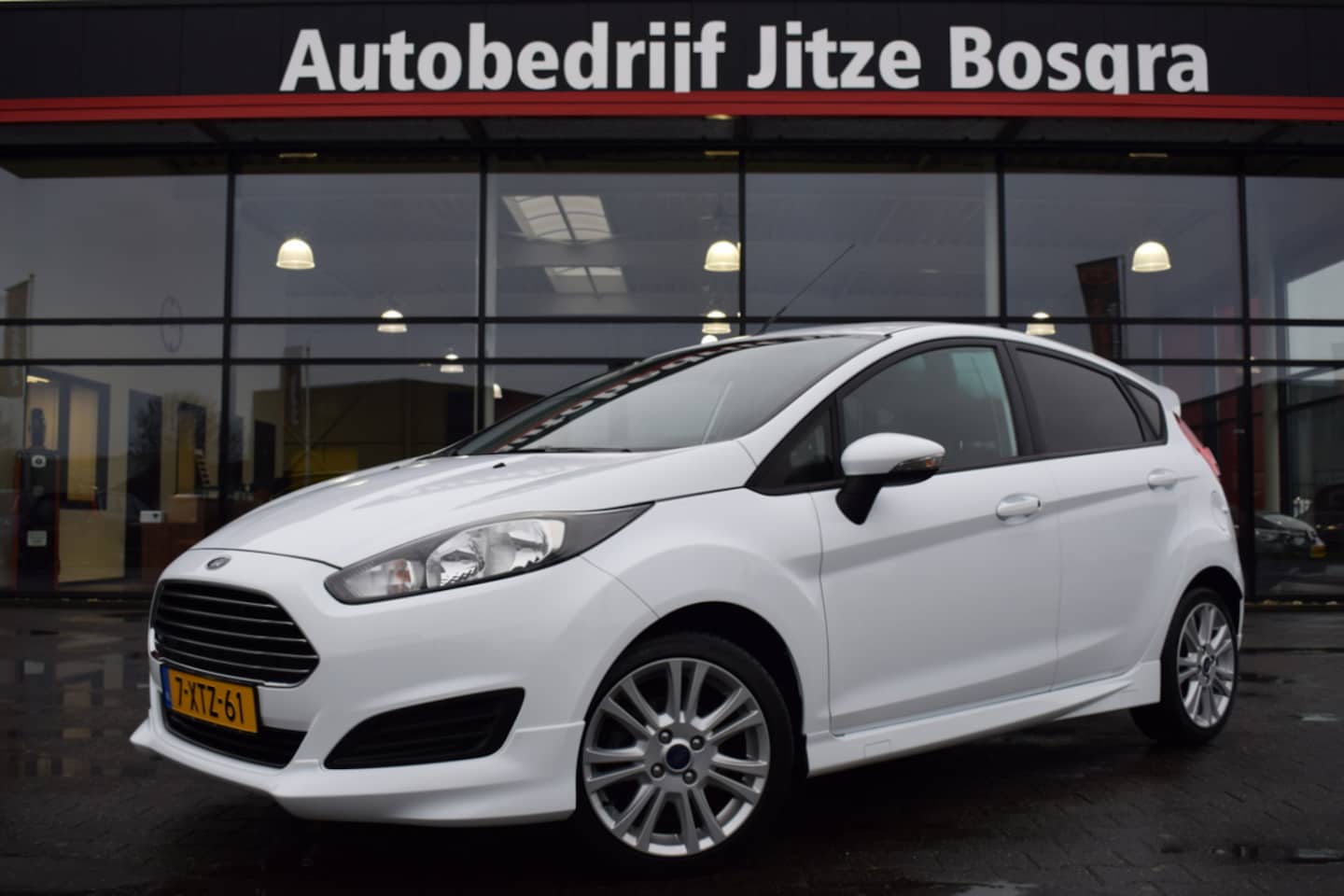 Ford Fiesta - 1.0 EcoBoost Titanium Airco | Full Map Navi | Telefonie | 16 Inch LMV | Isofix - AutoWereld.nl