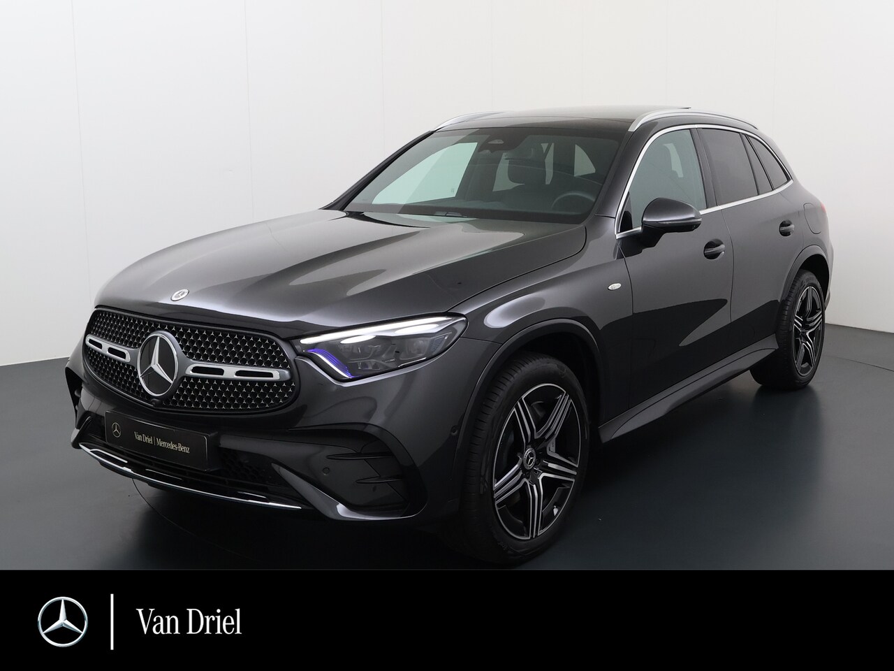 Mercedes-Benz GLC-klasse - 300 e 4MATIC AMG Line | Pano Trekhaak Memory Digital - AutoWereld.nl