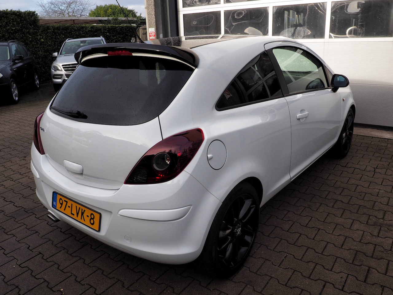 Opel Corsa - 1.4-16V Color Edition AIRCO CRUISE LM VELGEN