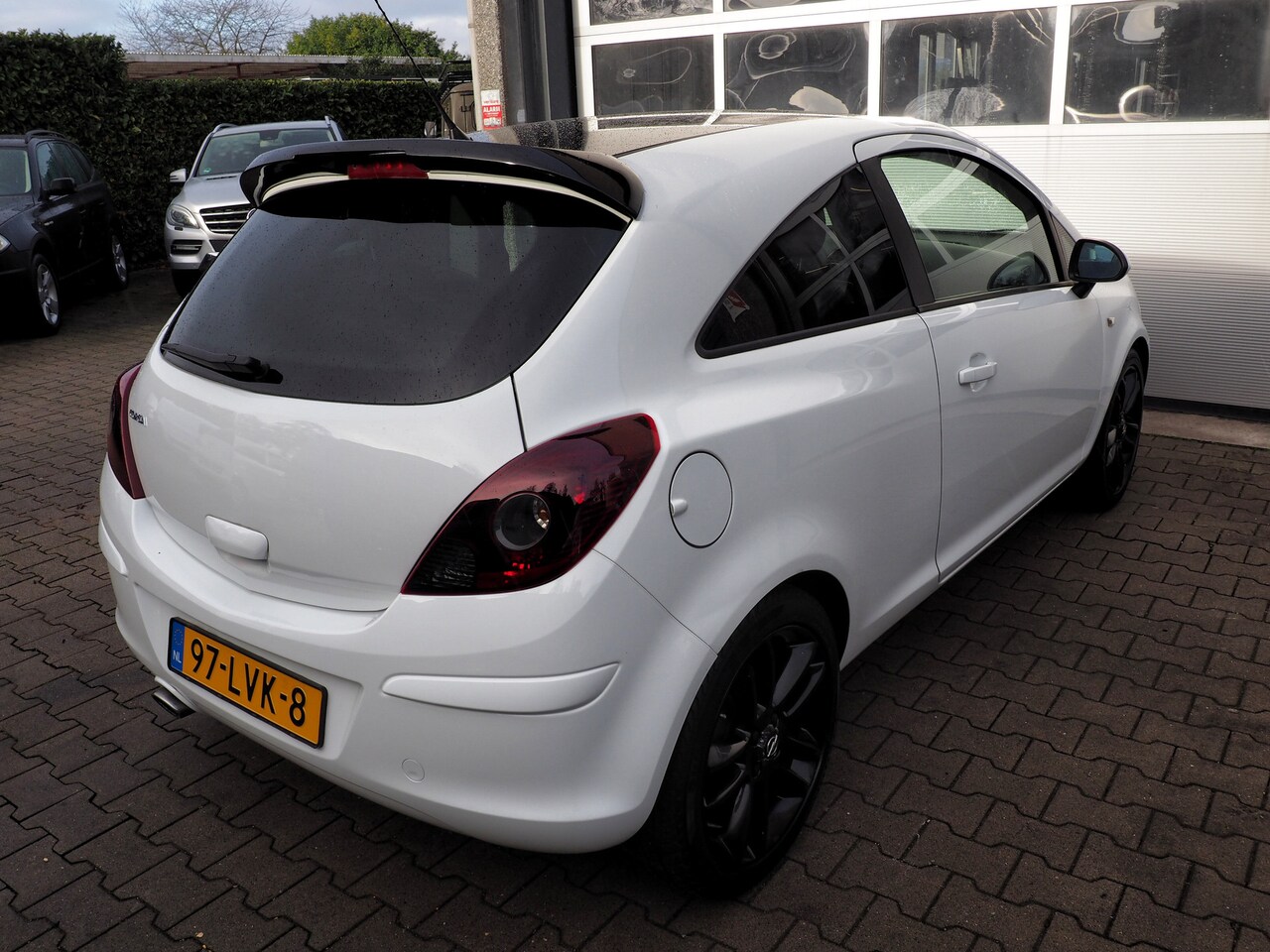 Opel Corsa - 1.4-16V Color Edition AIRCO CRUISE LM VELGEN