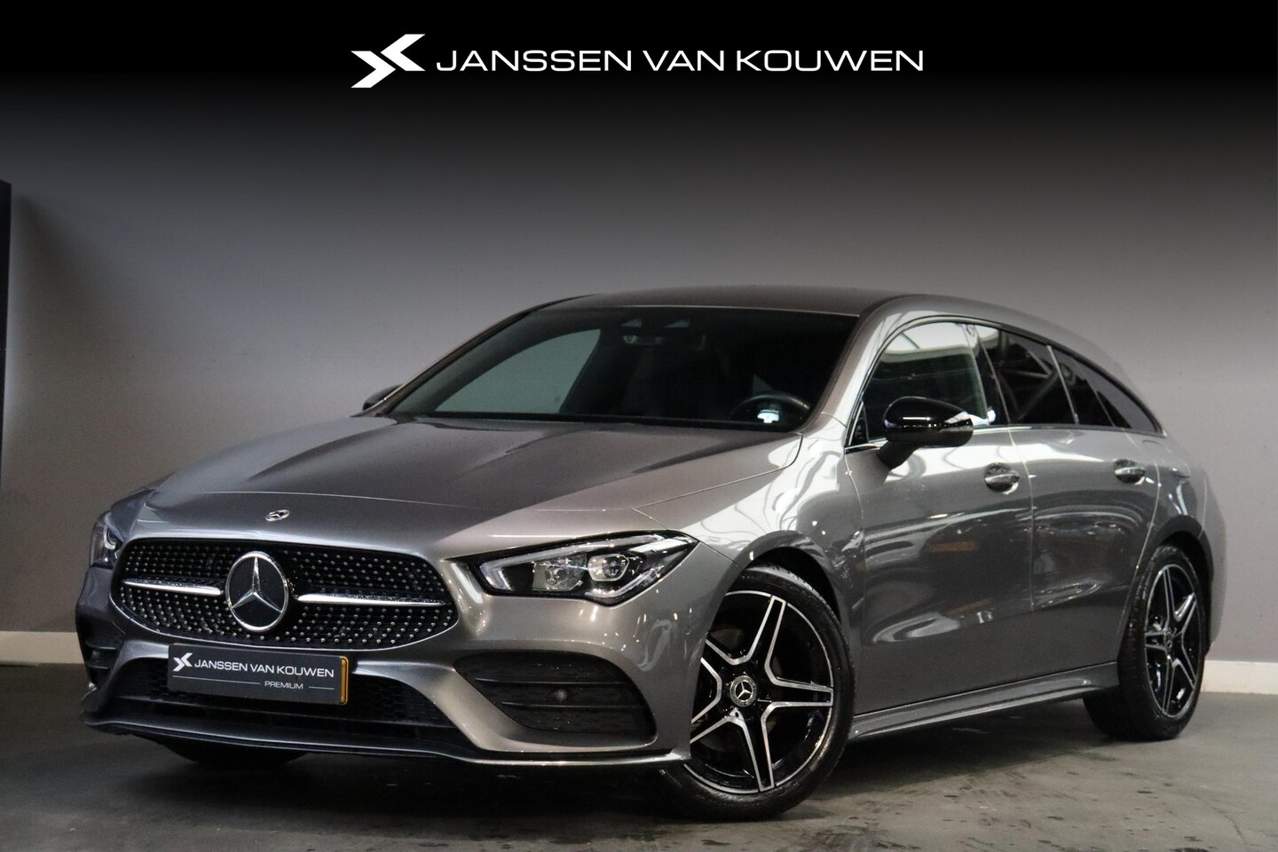 Mercedes-Benz CLA-klasse Shooting Brake - 180 Business Solution AMG / Stoelverwarming / Sfeerverlichting / Widescreen - AutoWereld.nl