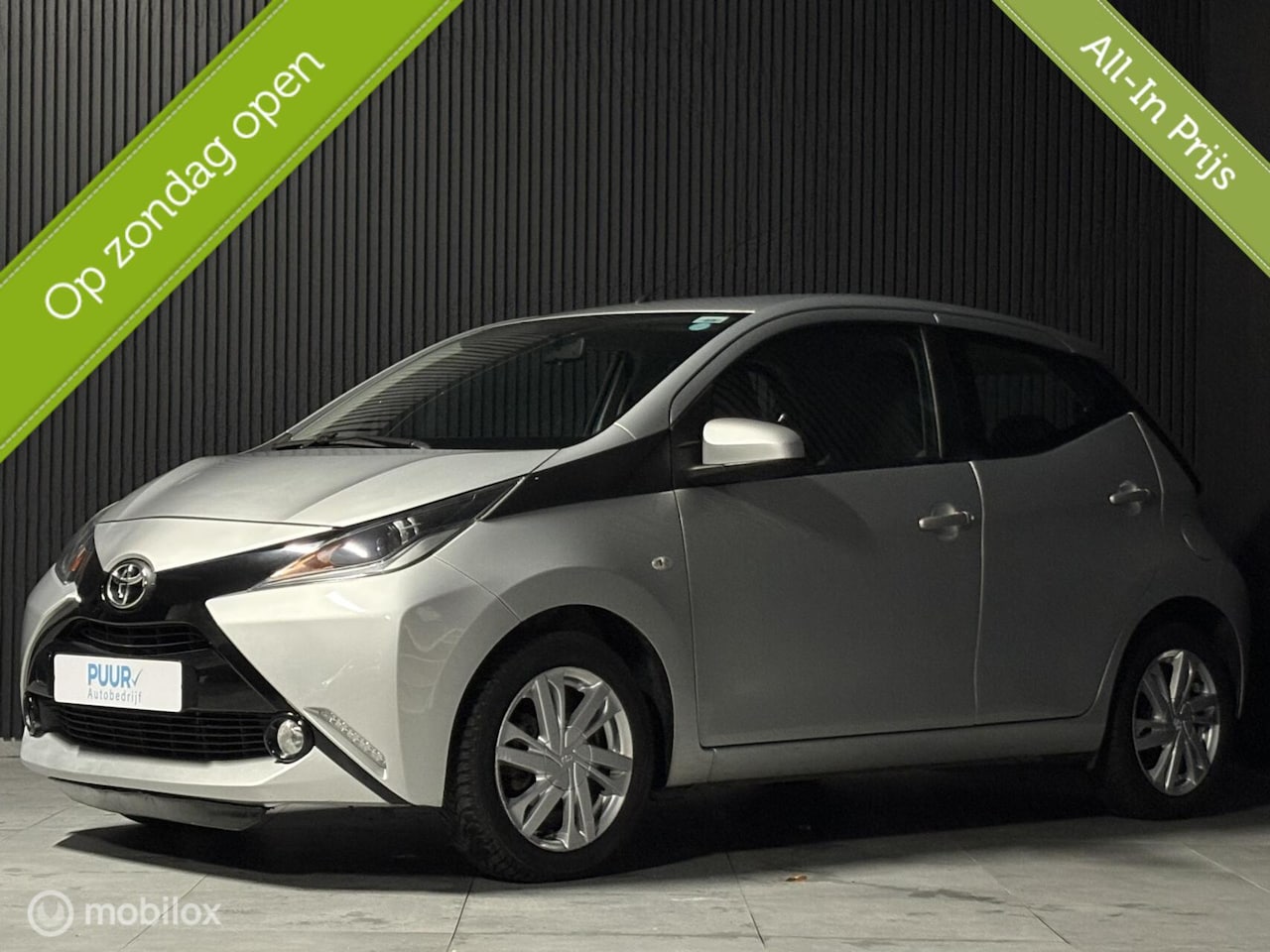 Toyota Aygo - 1.0 VVT-i | 2015 | 5-deurs | Multimedia | Camera | Airco | Cruise Control - AutoWereld.nl