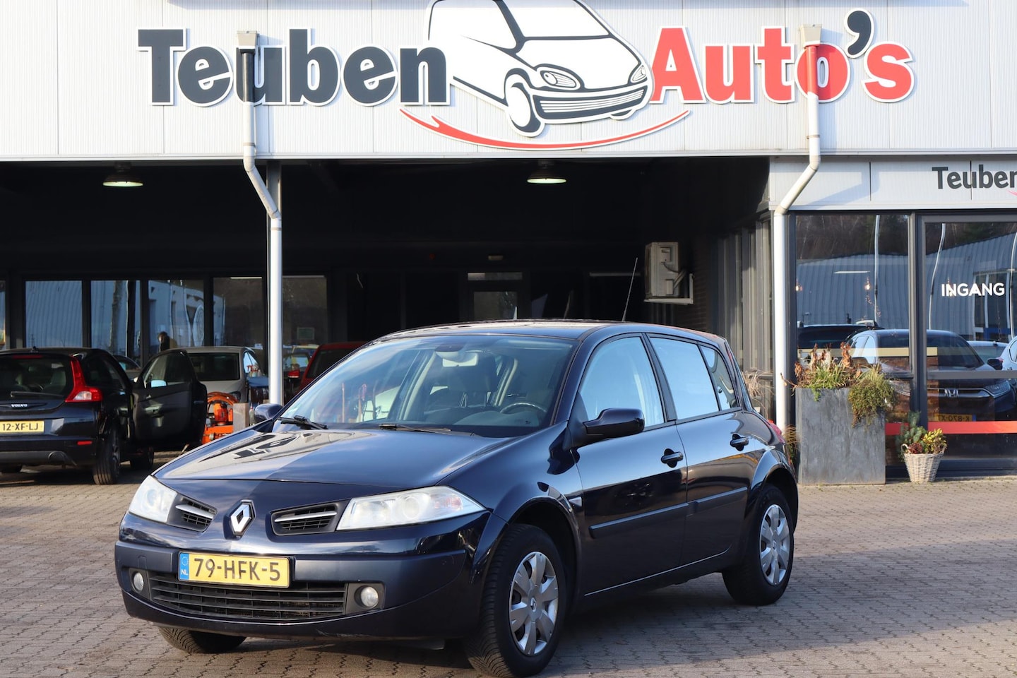 Renault Mégane - 1.6-16V Business Line Climate control, Cruise control, Radio cd speler, Elektrische ramen - AutoWereld.nl