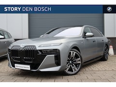 BMW i7 - xDrive60 High Executive M Sport / Panoramadak Sky Lounge / Bowers & Wilkins / Massagefunct