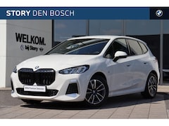 BMW 2-serie Active Tourer - 218i M Sport Automaat / Sportstoelen / Adaptief M Onderstel / Parking Assistant