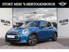 MINI Cooper - Hatchback Classic Automaat / LED / Navigatie / Cruise Control / Driving Assistant