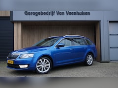 Skoda Octavia Combi - 1.2 TSI 105pk Ambition Businessline Navi Clima Stoelverwarming Trekhaak 17inch LM *Race Bl