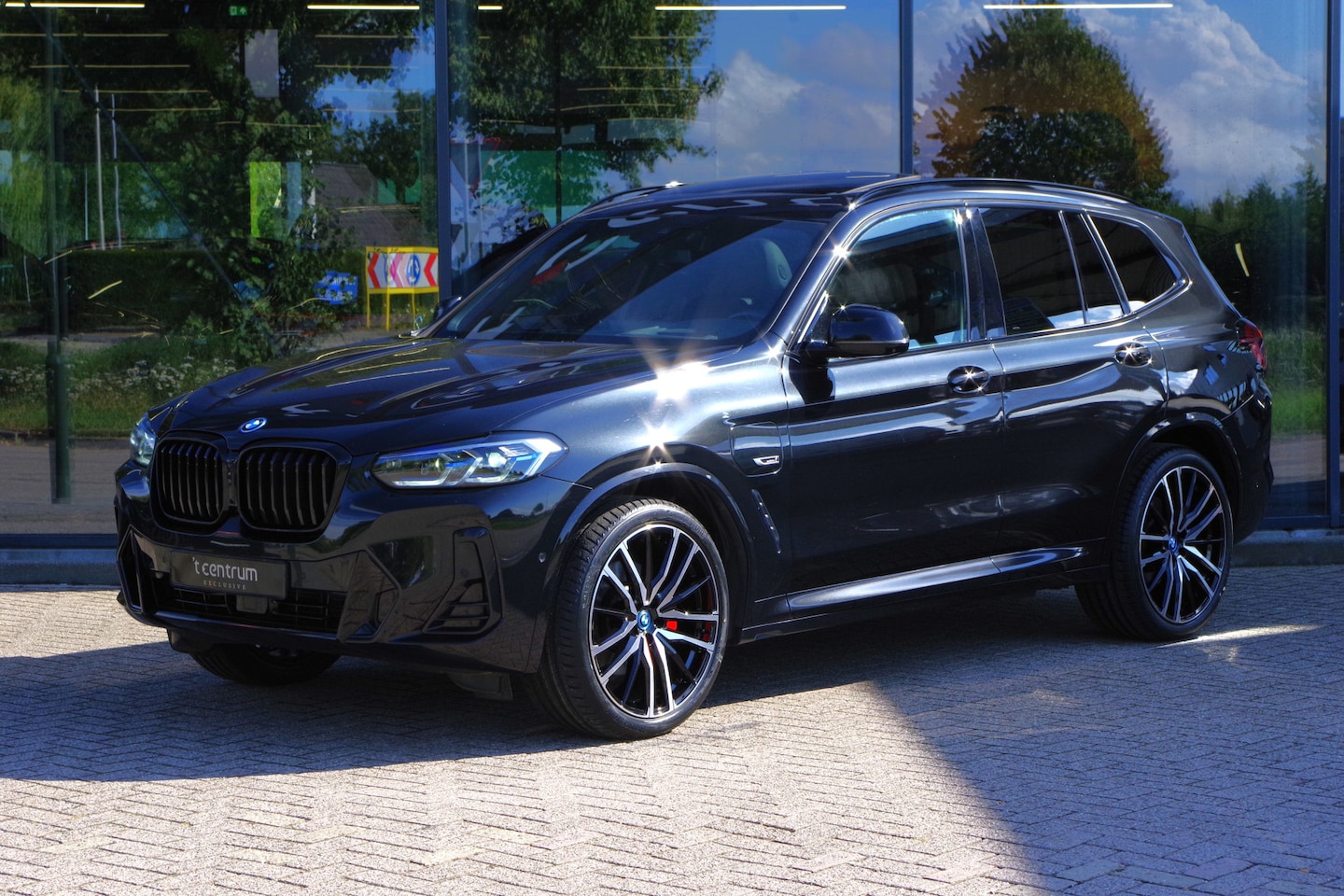 BMW X3 - xDrive30e 293 PK M-Sport PHEV, Panoramadak, Leder, Head-Up, Memory - AutoWereld.nl