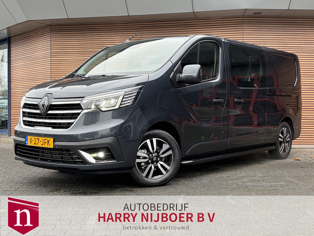 Renault Trafic - 2.0 Blue dCi EDC 170 T29 L2H1 Extra DC Trekhaak / Sidebars / Camera / 2 schuifduren / Navi - AutoWereld.nl