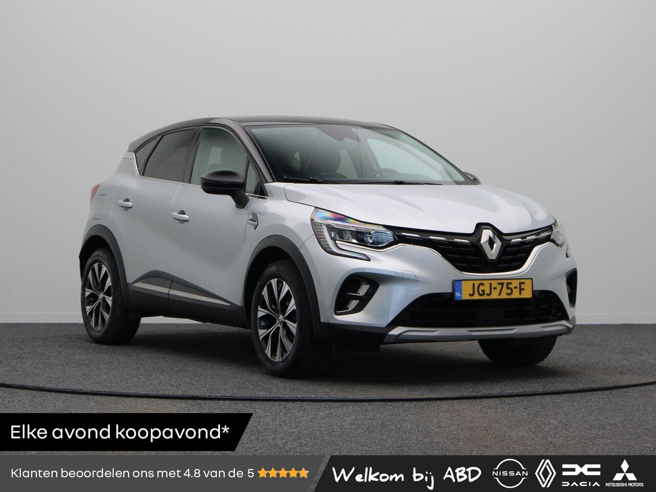 Renault Captur - TCe 90pk Techno | Navigatie | Achteruitrijcamera | 17" Lichtmetaal | - AutoWereld.nl
