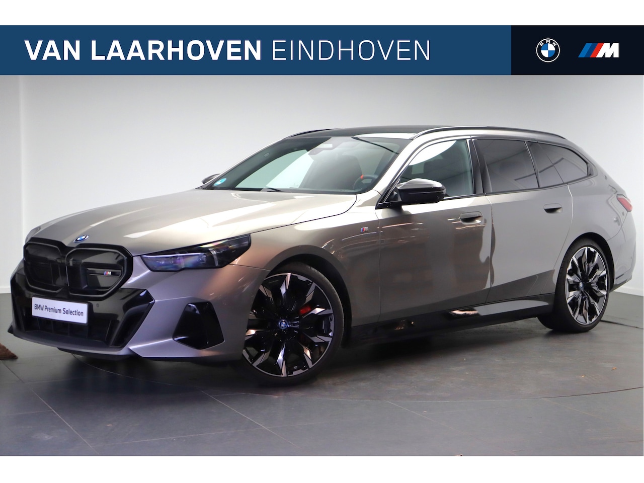 BMW i5 Touring - M60 xDrive / Panoramadak / Adaptief M Onderstel Professional / Stoelventilatie / Bowers & - AutoWereld.nl