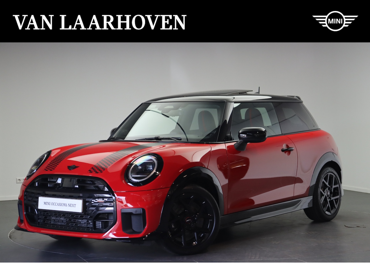 MINI Cooper - Hatchback C / JCW / Pakket XL / 17" John Cooper Works Sprint Spoke black / Demo - AutoWereld.nl