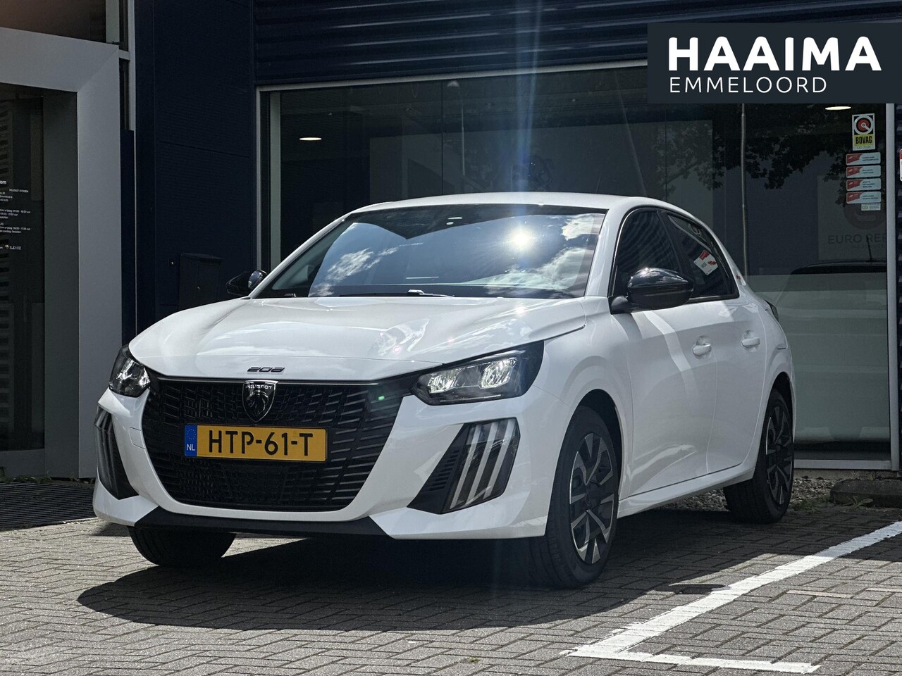 Peugeot 208 - 1.2 Hybrid 110 e-DCS6 Style | Parkeersensoren | Apple Carplay/Android Auto | Cruise Contro - AutoWereld.nl