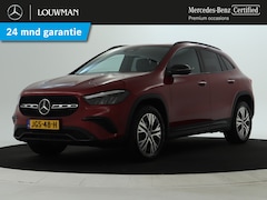 Mercedes-Benz GLA-Klasse - 250 e Plug-In Hybride | Trekhaak | Night Pakket | Sfeerverlichting | 11 kW Laden | Stuur e