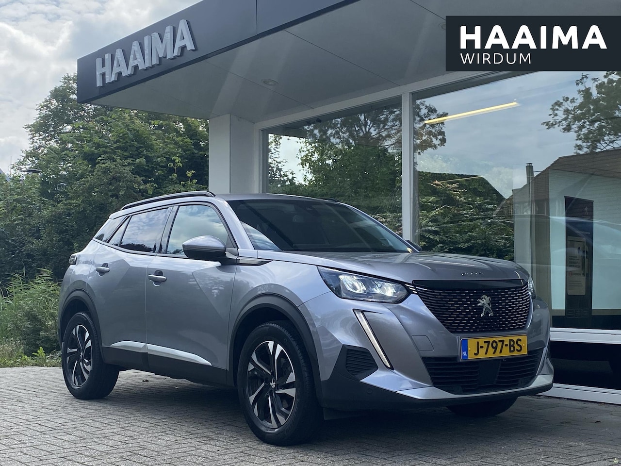 Peugeot 2008 - 1.2T 130pk Allure | Keyless Entry | 3D Cockpit | Achteruitrijcamera | Navigatie | Parkeers - AutoWereld.nl