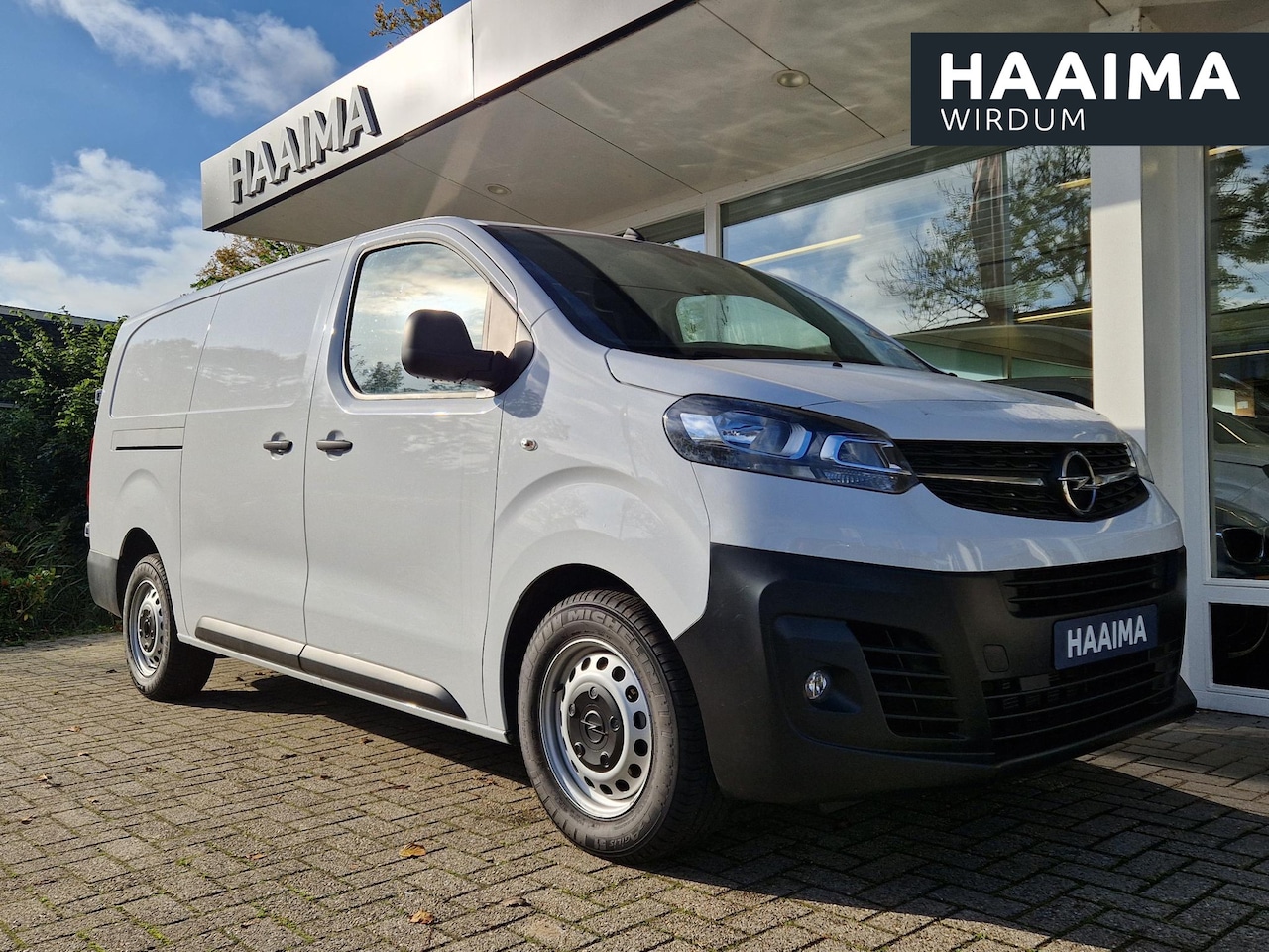 Opel Vivaro - 2.0 Diesel 145 L3 | Climate & Cruise Control | Navigatie | Achteruitrijd Camera | Laadruim - AutoWereld.nl