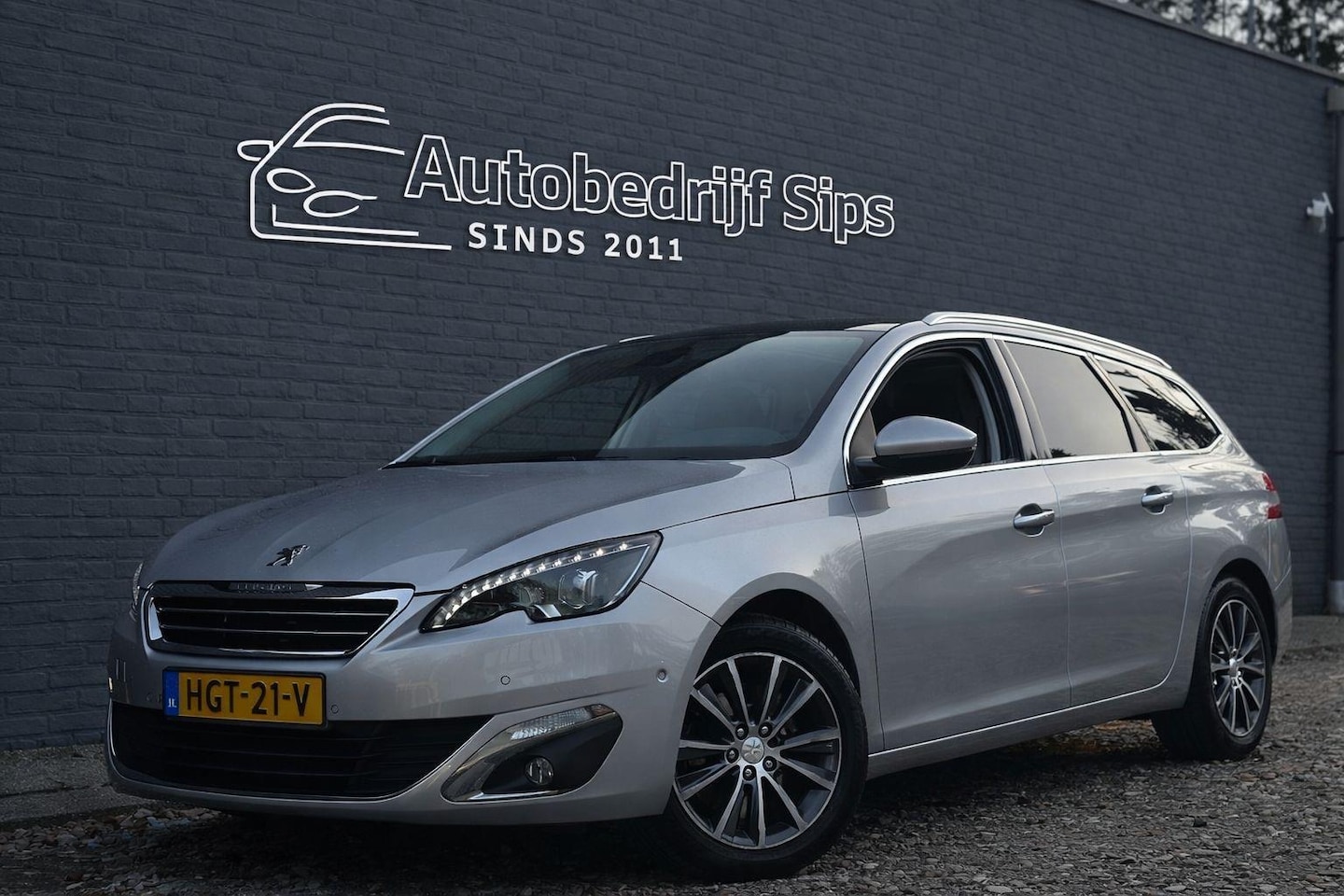 Peugeot 308 SW - 1.2 Allure | Pano | Lederen Interieur - AutoWereld.nl