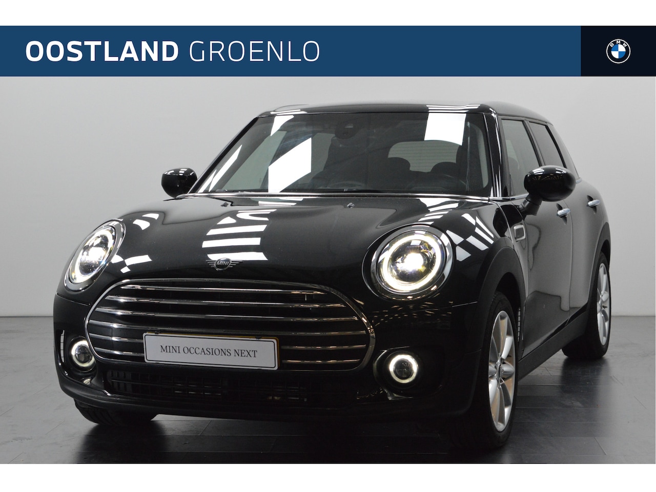 MINI Clubman - Cooper Classic Automaat / Achteruitrijcamera / Comfort Access / LED / Cruise Control / Sto - AutoWereld.nl