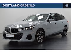BMW 5-serie Touring - 520d M Sport Automaat / Trekhaak / Comfort Access / Adaptieve LED / Parking Assistant Plus