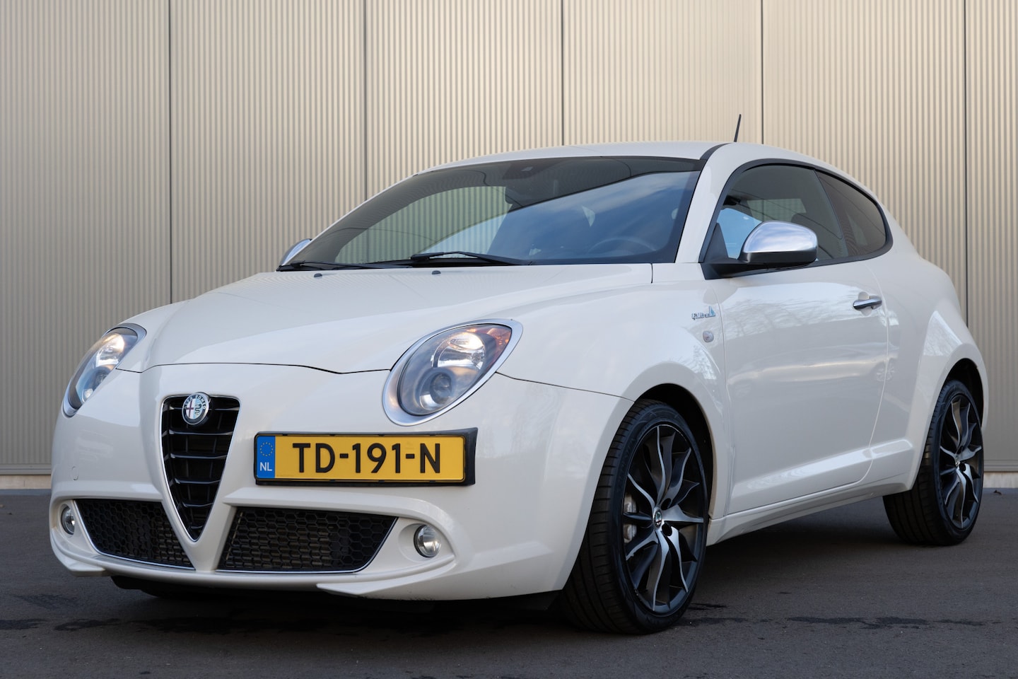 Alfa Romeo MiTo - 1.4 T Distinctive | 140 PK | CLIMATE | NAVI - AutoWereld.nl