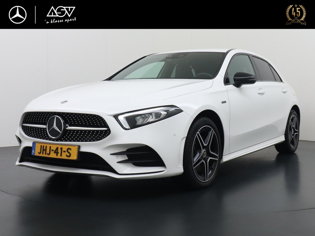 Mercedes-Benz A-klasse - 250 e AMG Business Solution | Smartphone Integratie | Dodehoek Assistent | Night Pakket | - AutoWereld.nl