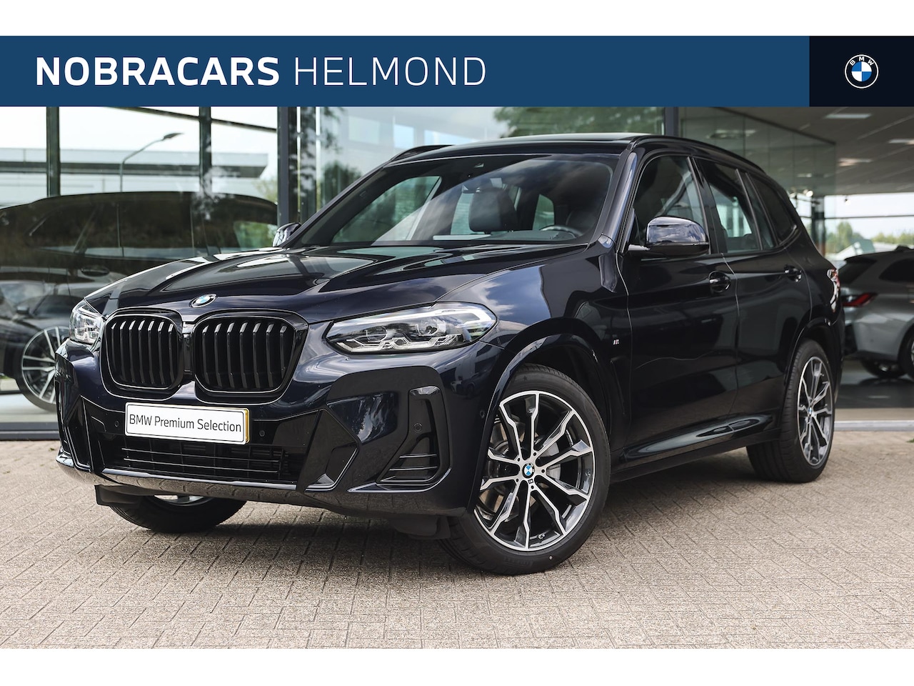 BMW X3 - xDrive20i High Executive M Sport Automaat / Panoramadak / Sportstoelen / Achteruitrijcamer - AutoWereld.nl