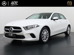 Mercedes-Benz A-klasse - 250 e | Navigatie | Smartphone Integratie | Stoelverwarming Voor | DAB+ radio