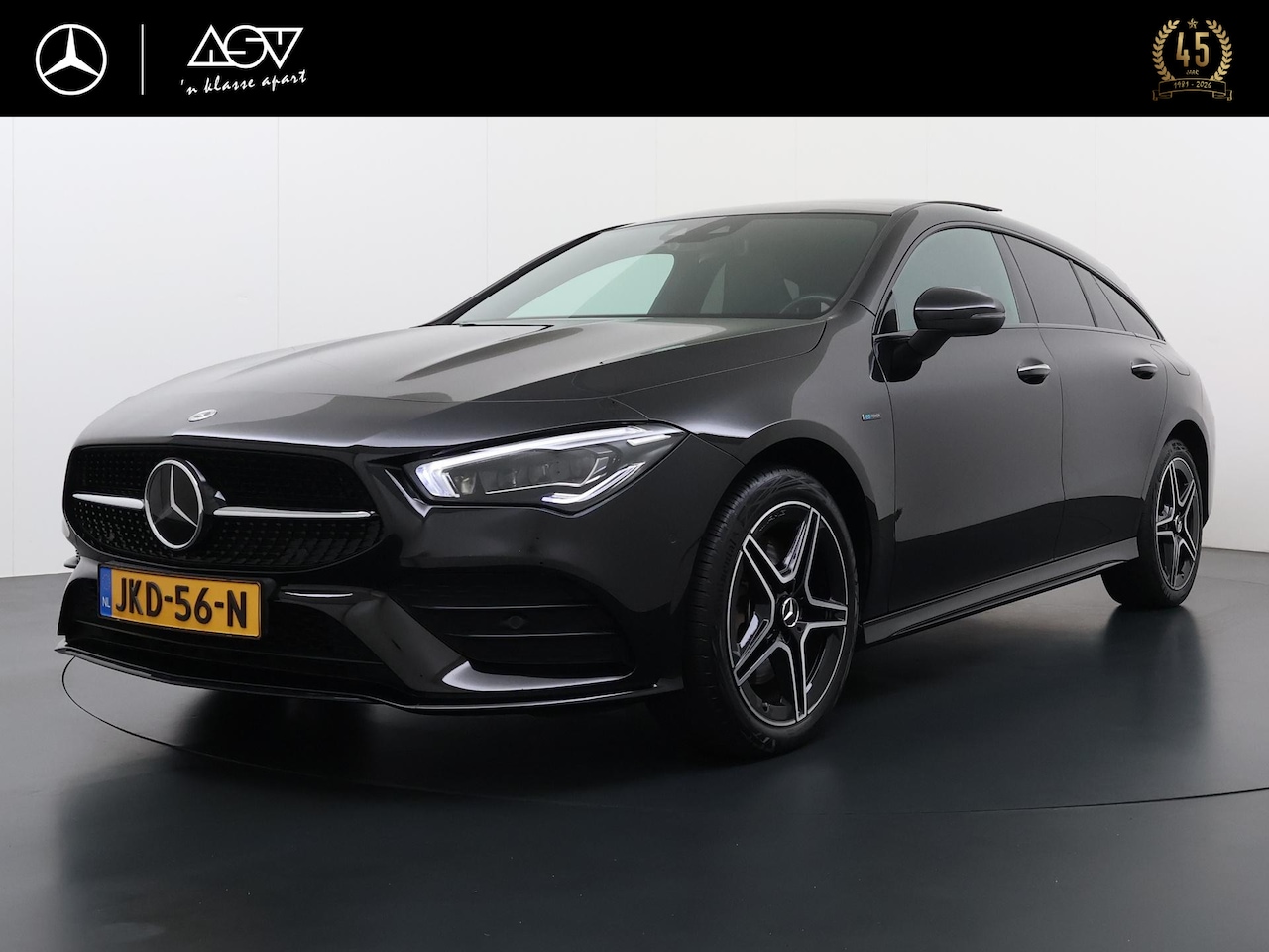 Mercedes-Benz CLA-klasse Shooting Brake - 250 e AMG-Line SOH 98% | Sfeerverlichting | Panorama-schuifdak | Head-up Display | Distron - AutoWereld.nl