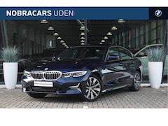 BMW 3-serie - 330e High Executive Luxury Line Automaat / Sportstoelen / LED / Parking Assistant Plus / H