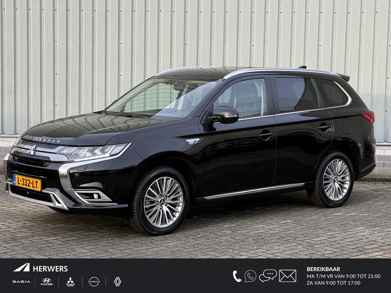 Mitsubishi Outlander - 2.4 PHEV Intense+ / Origineel Nederlands geleverd / Dealer onderhouden / 360 Camera / Navi - AutoWereld.nl