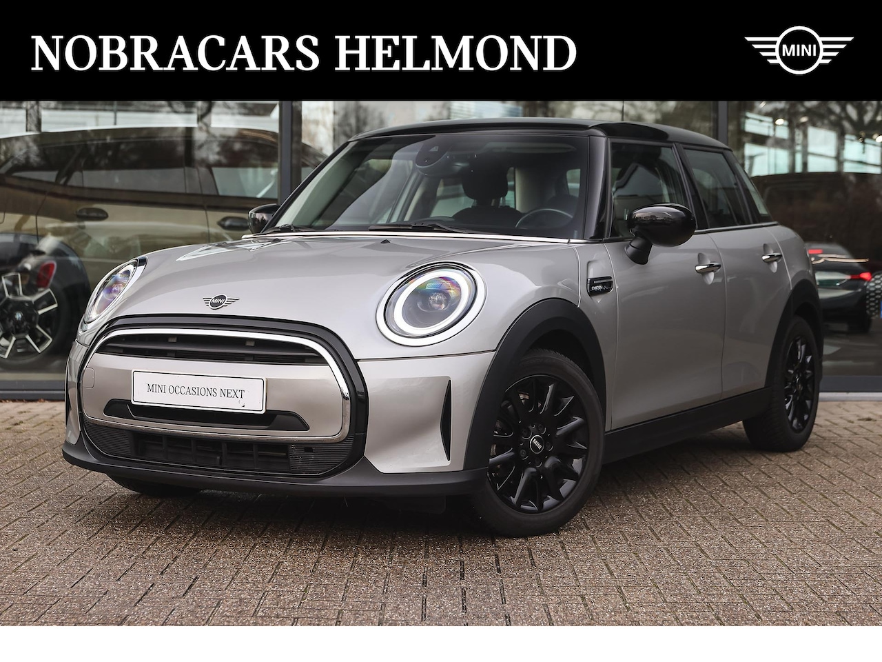 MINI Cooper - Classic Automaat / LED / Airconditioning / Cruise Control / PDC / Navigatie - AutoWereld.nl