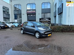 Peugeot 107 - 1.0-12V XS AUTOMAAT