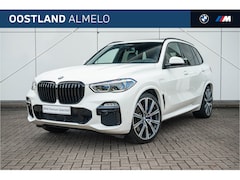 BMW X5 - xDrive45e M Sport Automaat / Panoramadak / Sportstoelen / Adaptief onderstel / Soft-Close