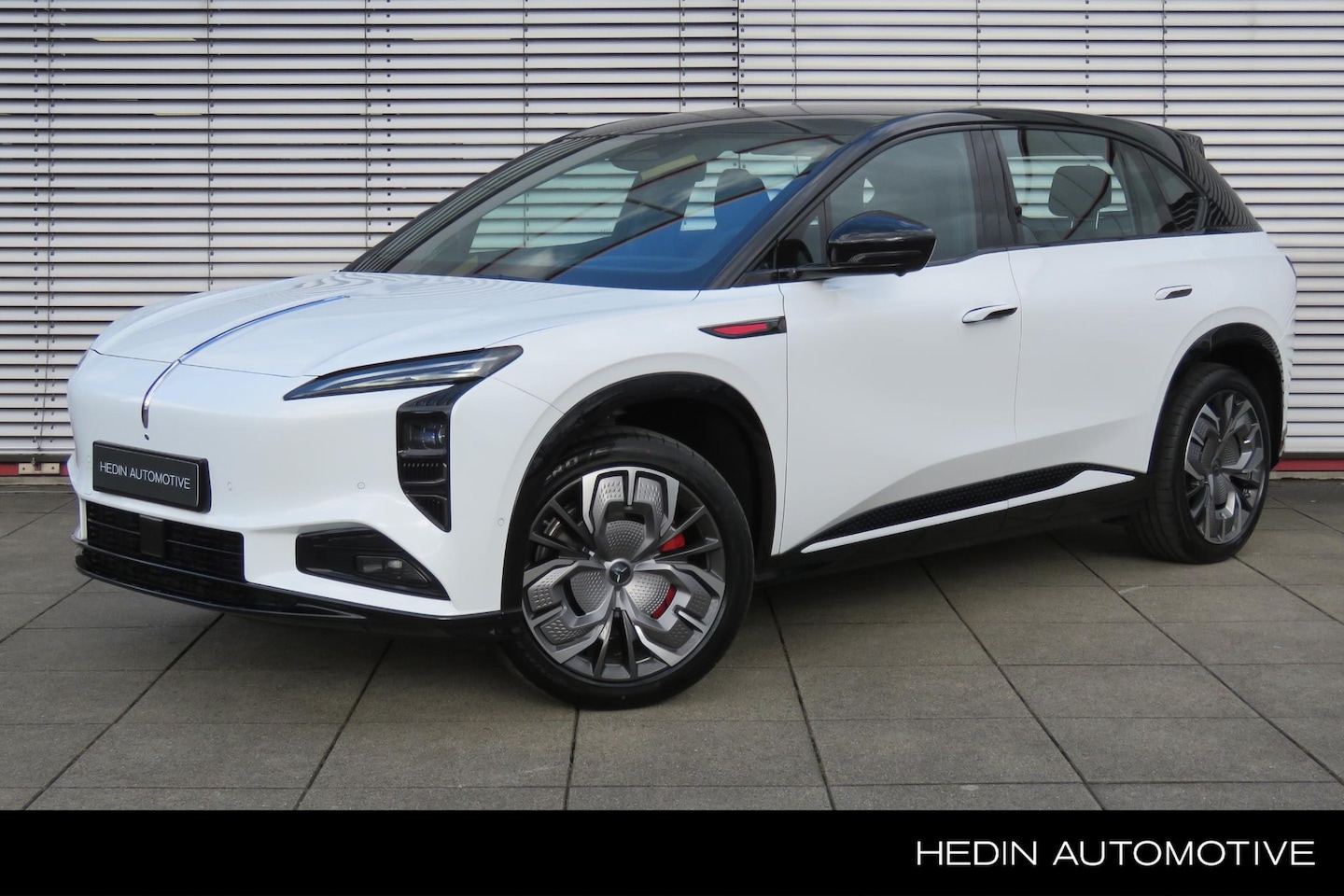 Hongqi EHS7 - Long Range Launch Edition 111kWh | Massagestoelen | AWD | Panoramadak - AutoWereld.nl