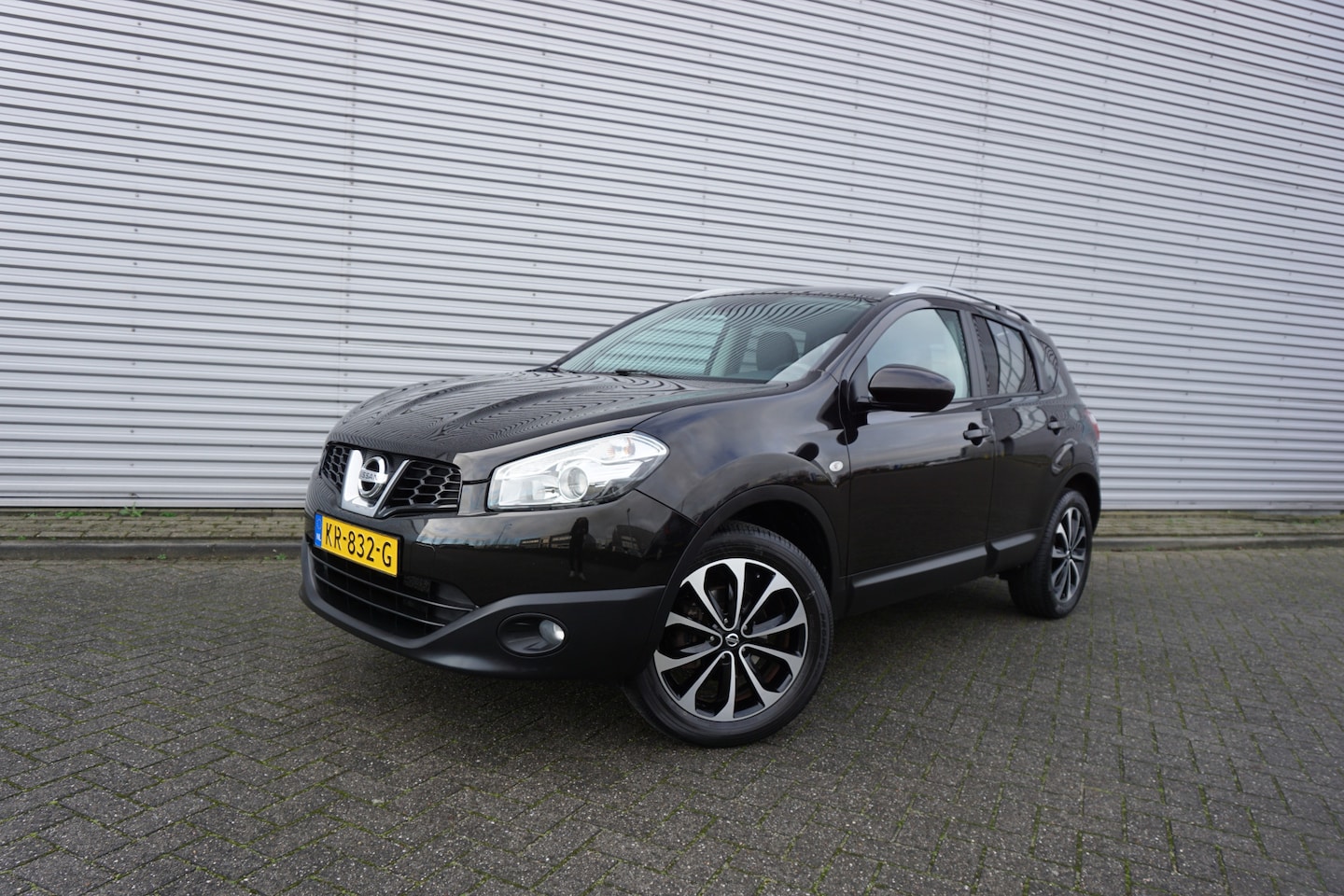 Nissan Qashqai - 1.6 Connect Edition Climate / Navi / Cruise / Camera / Pano / Parkeersens. / Lm velgen - AutoWereld.nl