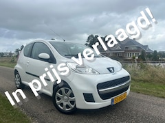 Peugeot 107 - 1.0-12V Millesim 200 Airco / Toerenteller / Zeer nette staat