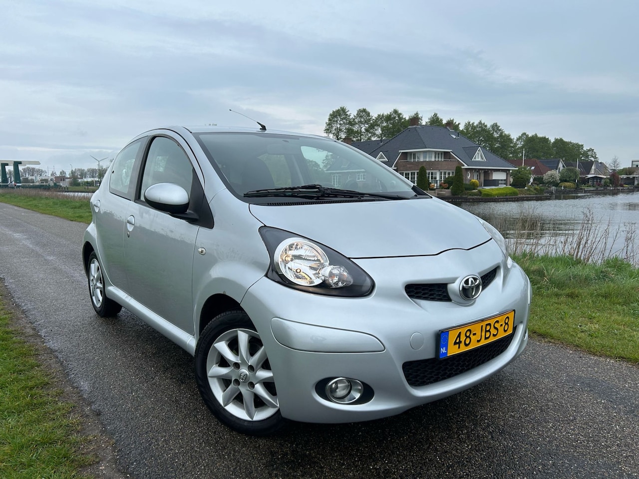 Toyota Aygo - 1.0-12V Comfort Airco / 5-Deurs / APK 17-04-2026 - AutoWereld.nl