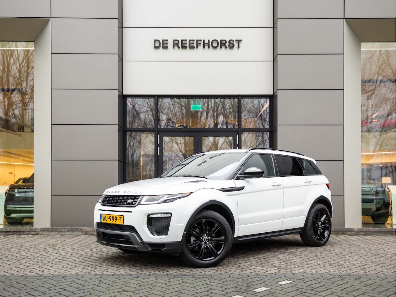 Land Rover Range Rover Evoque - 2.0 TD4 HSE Dynamic | Dealer Onderhouden | Xenon | Meridian Áudio | Stoelverwarming |  Ach - AutoWereld.nl