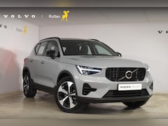 Volvo XC40 - B4 211PK Automaat Plus Dark / Navigatie / Adaptive Cruise / Harman Kardon / Stuur- & Stoel