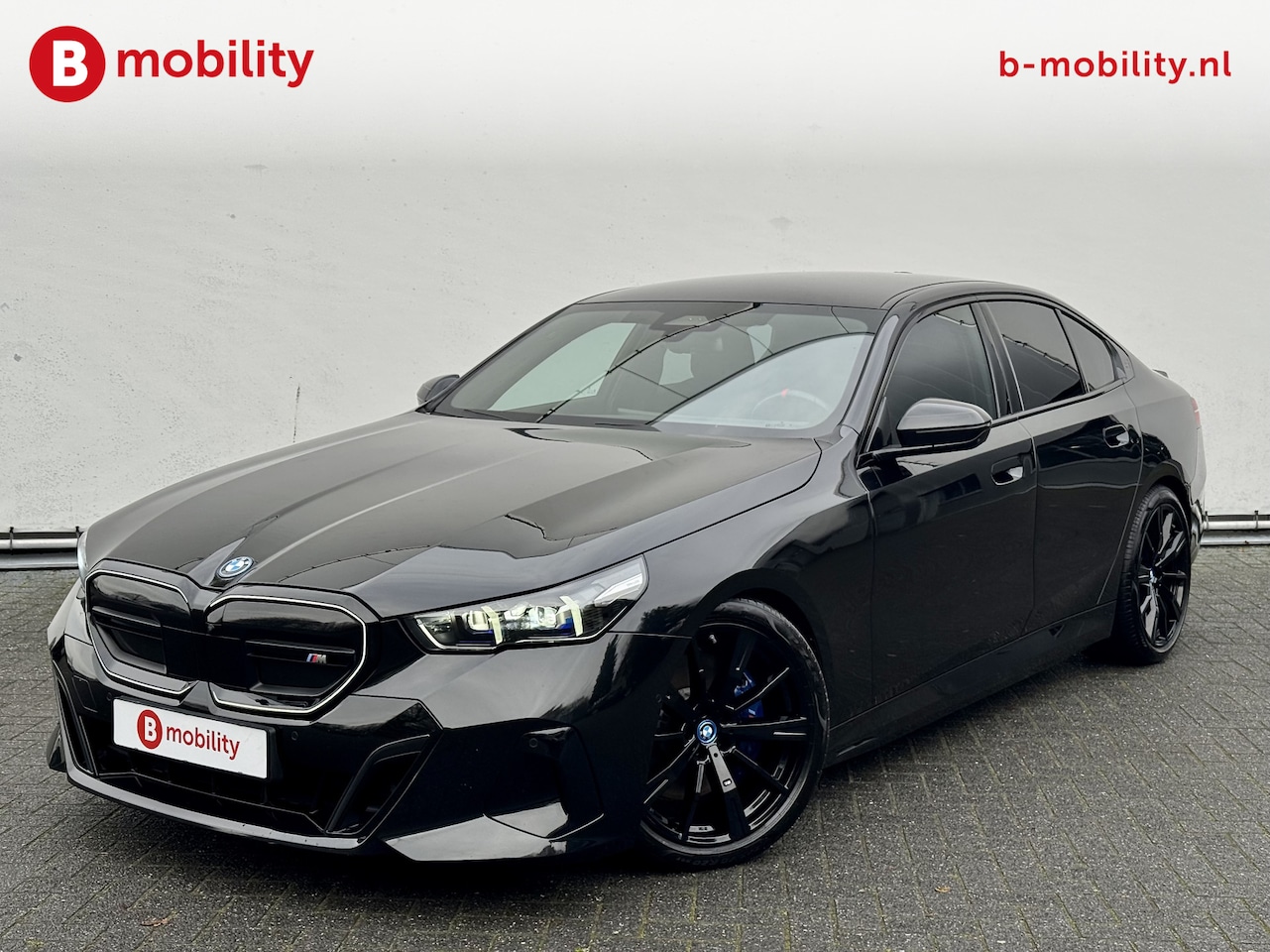 BMW i5 - M60 xDrive 84 kWh M-Sport Trekhaak 2.000KG! Harman Kardon | 360 Camera | Head Up Display | - AutoWereld.nl