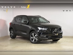 Volvo XC40 - T2 129PK Automaat R-Design / Navigatie / Parkeersensoren / Adaptieve Cruise control / R-De