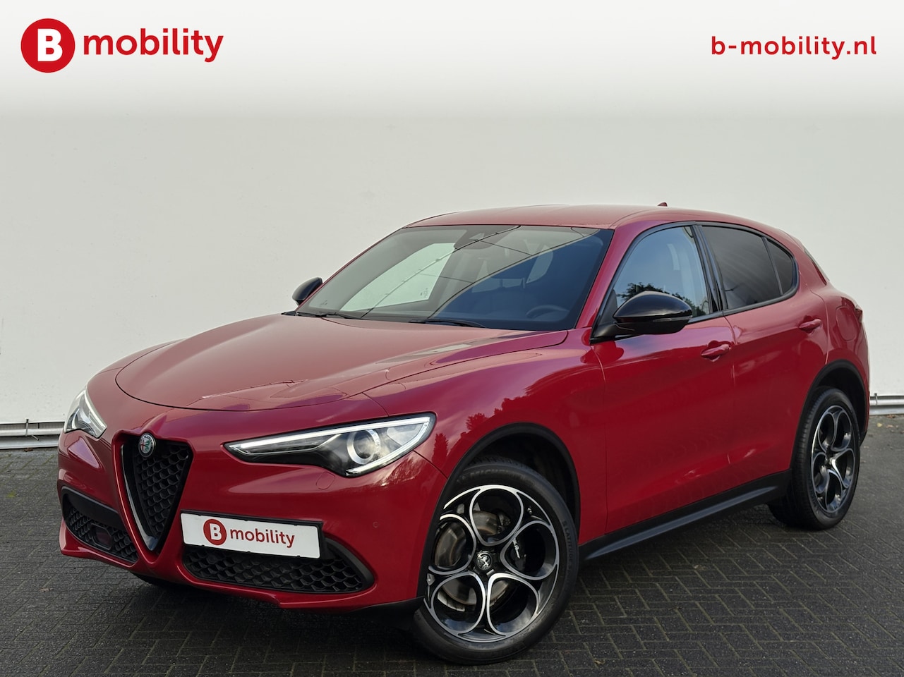 Alfa Romeo Stelvio - 2.0 T AWD B-Tech Automaat Trekhaak 2.300kg | Leer | Achteruitrijcamera | Stoel/Stuurwielve - AutoWereld.nl
