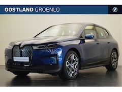 BMW iX - xDrive50 High Executive / Panoramadak Sky Lounge / Trekhaak / Soft Close / Multifunctionel