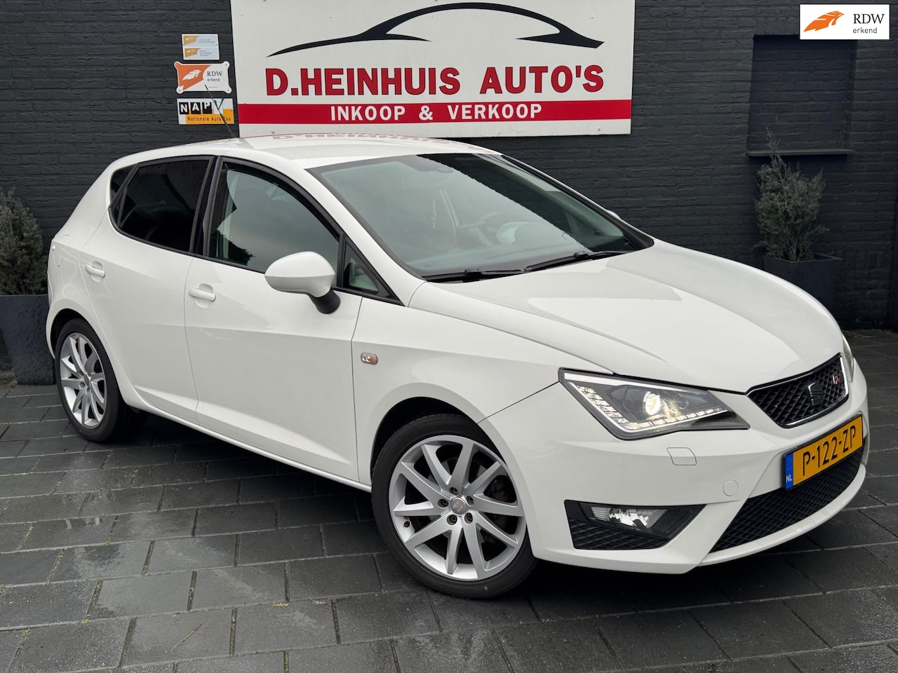 SEAT Ibiza - 1.4 TSI FR AUTOMAAT 5DRS - AutoWereld.nl
