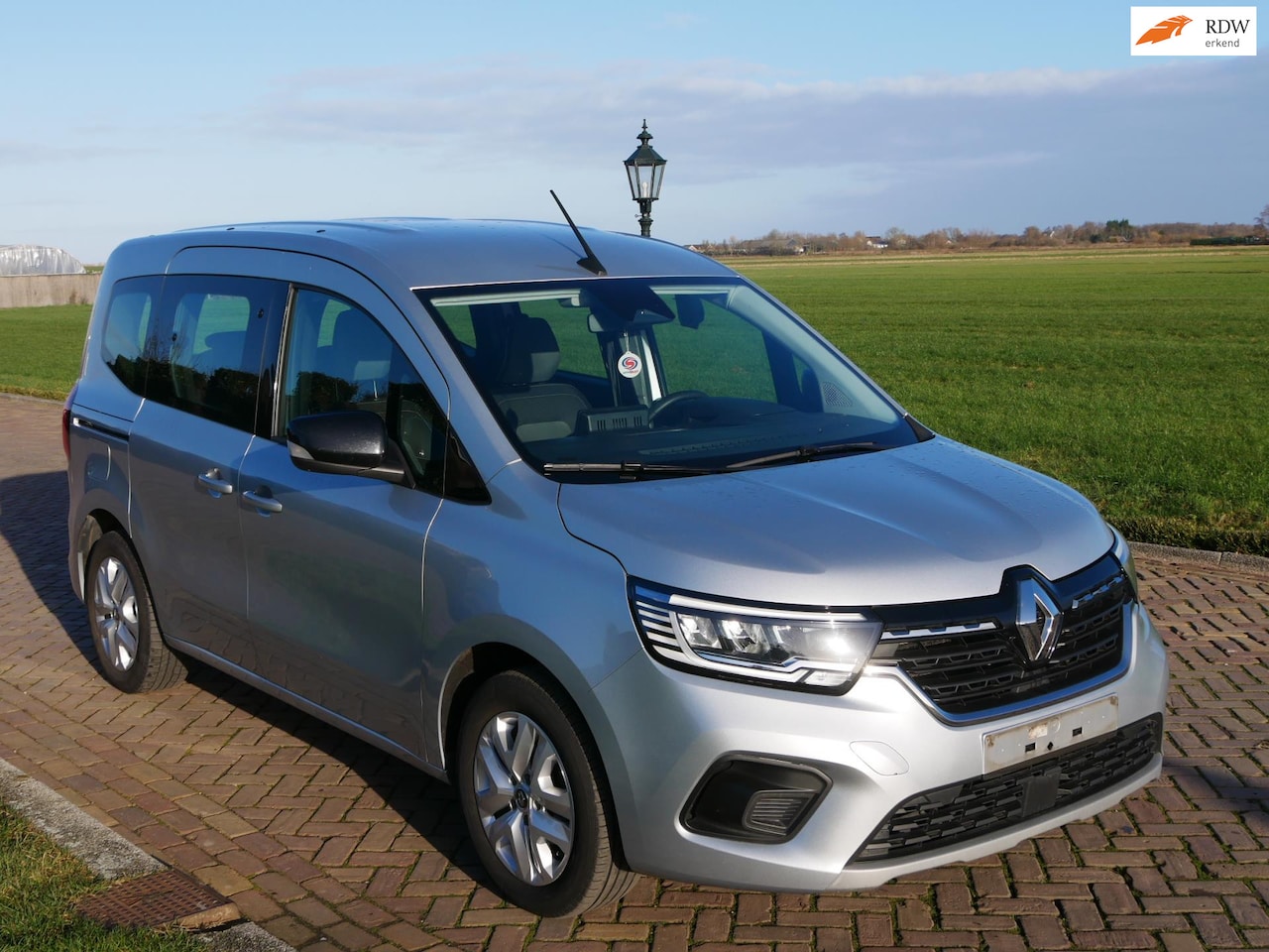 Renault Kangoo - 1.5 DCI 95 QUILIBRE AC 5-PERS ** 10499 NETTO ** - AutoWereld.nl